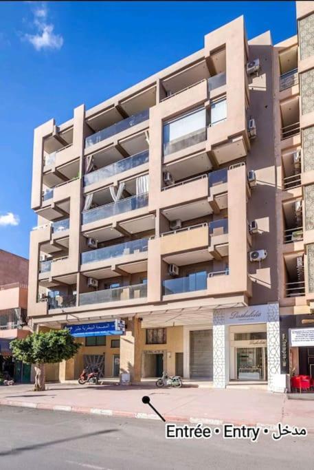Plein Centre Marrakech, Grand Balcon Filant Marraquexe Exterior foto
